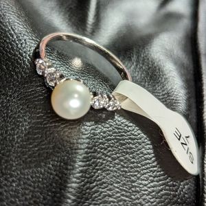 New Vantel Ring, size 7, real silver